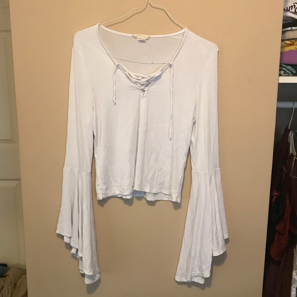 White body mod top with trumpet sleeves